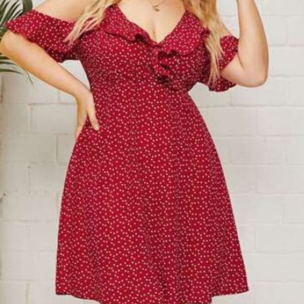 NEW SHEIN RED AND WHITE HEARTS COLD SHOULDER DRESS 3XL 3X